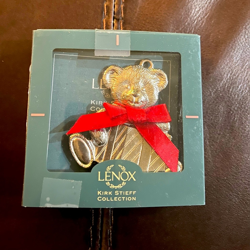 Lenox Kirk Stieff Collection Pewter Holiday Bear